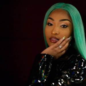 成人吸奶美女好看视频破解版下载
